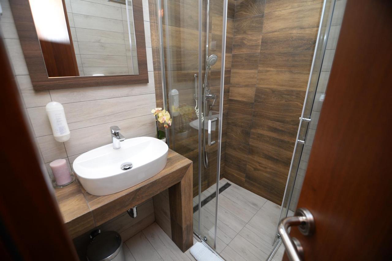 Apartmani Carolija Lucani Luaran gambar