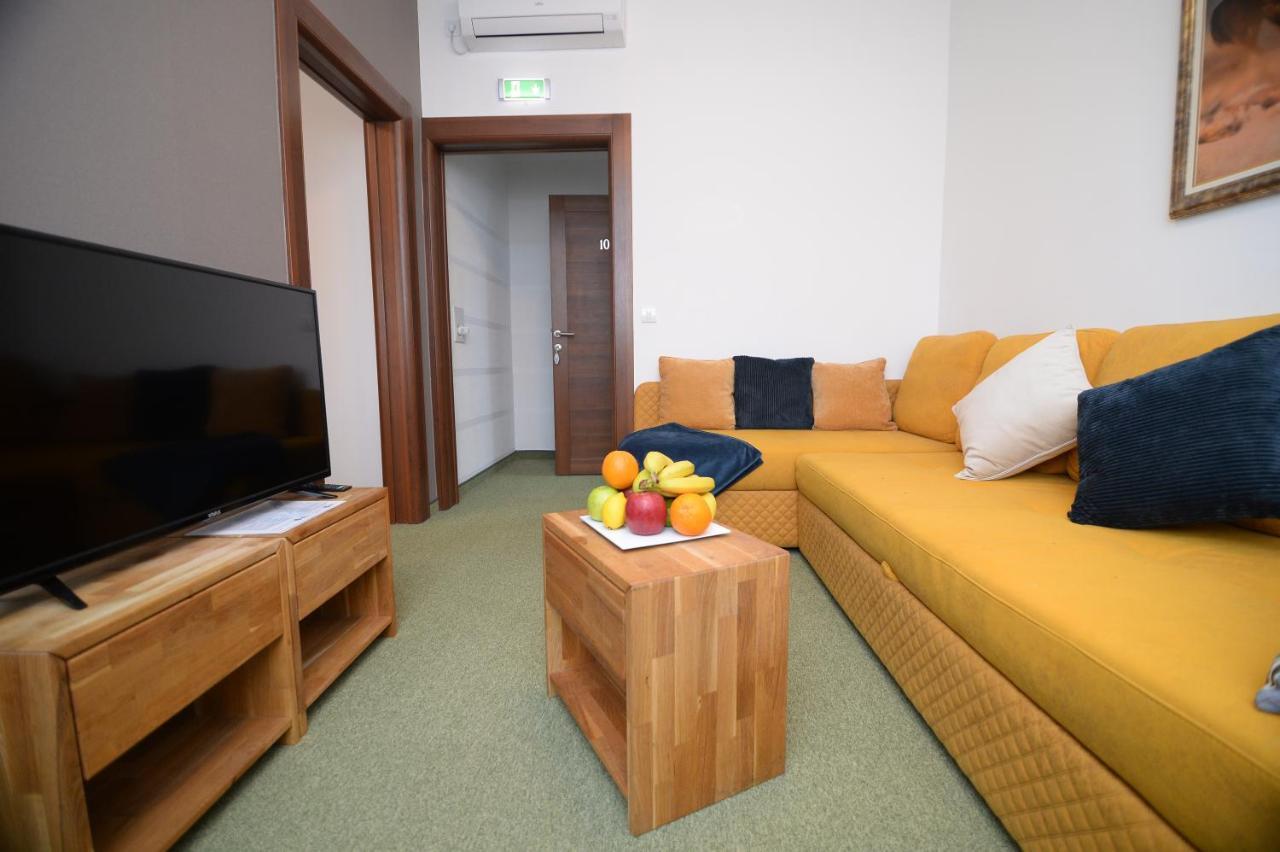 Apartmani Carolija Lucani Luaran gambar