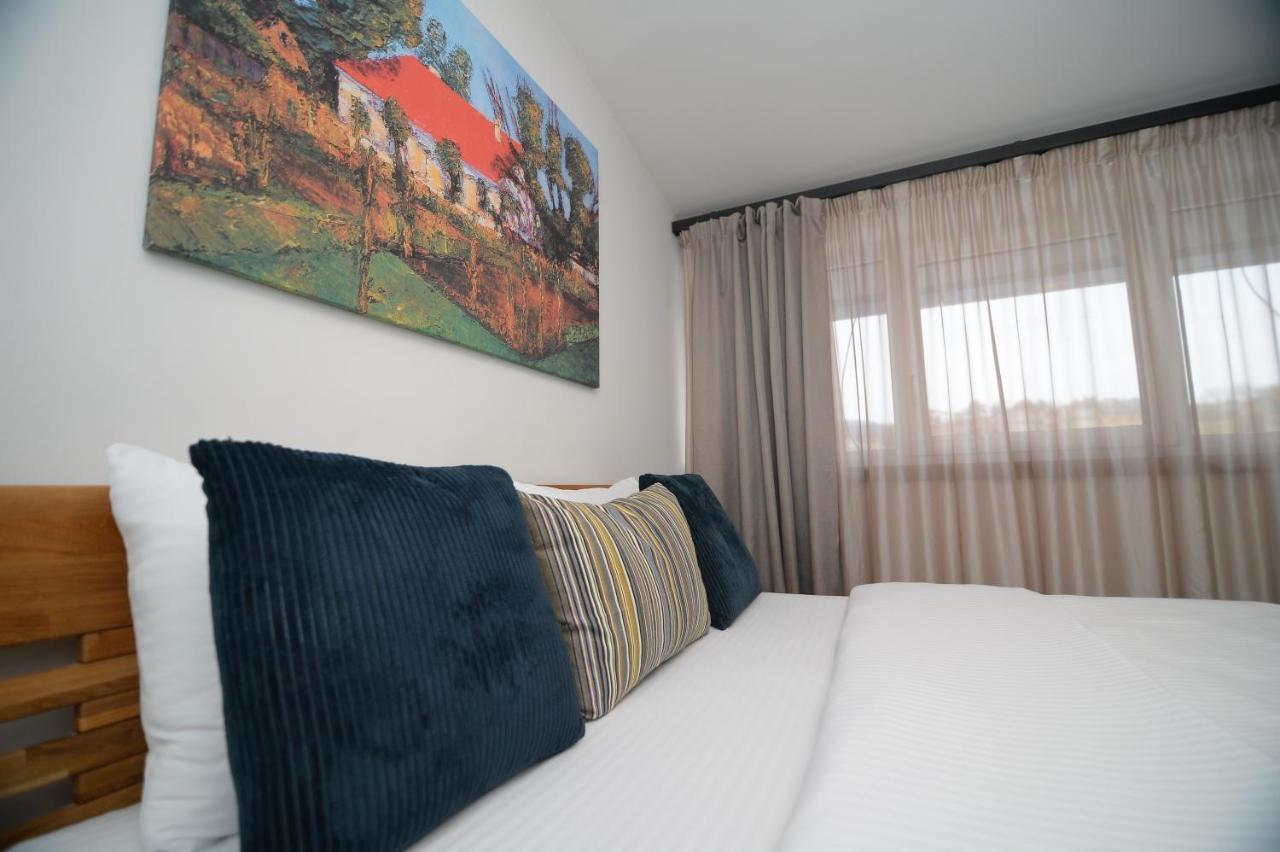 Apartmani Carolija Lucani Luaran gambar