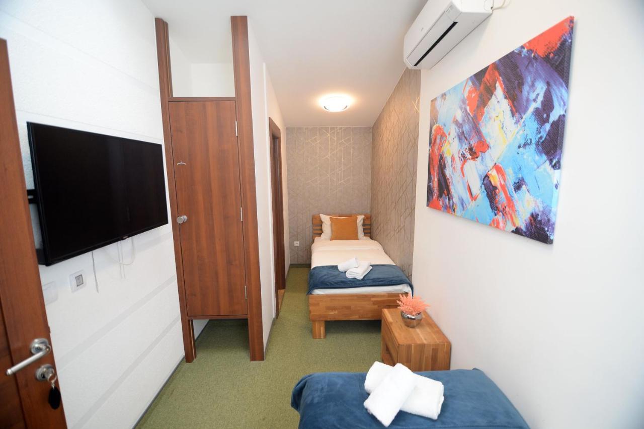 Apartmani Carolija Lucani Luaran gambar