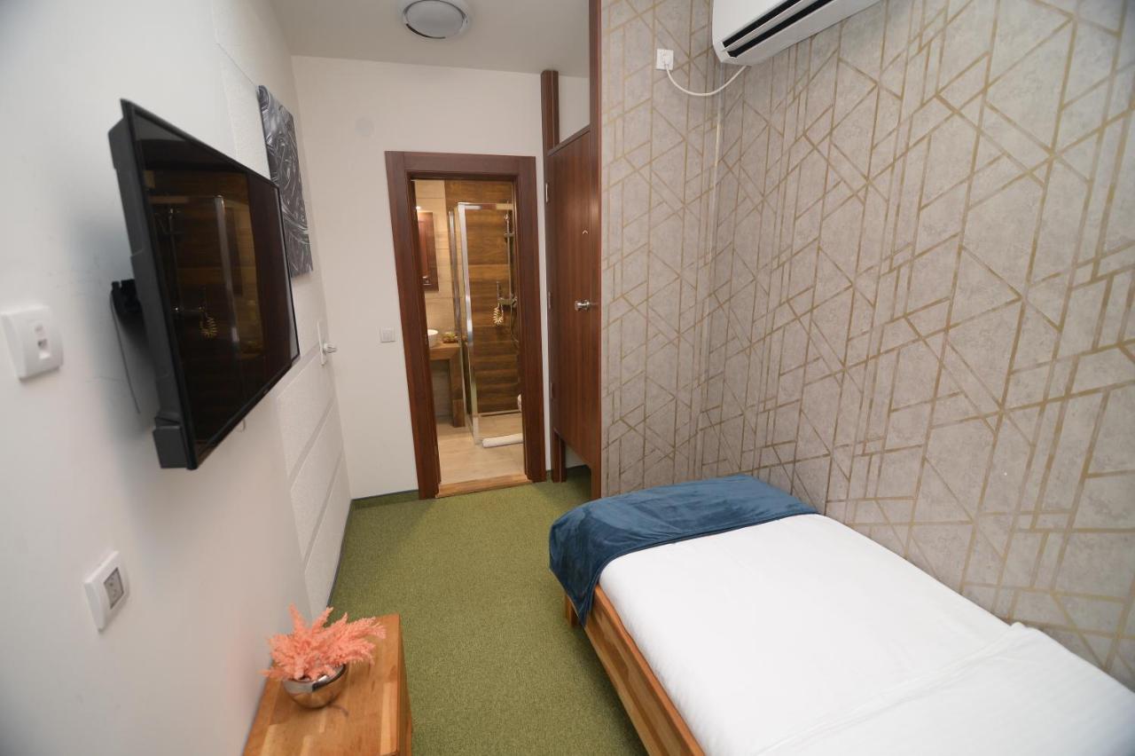 Apartmani Carolija Lucani Luaran gambar